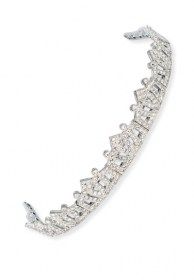 TIARA PLATA 9068, ACABADO RODIO, CON 287 CRISTALES DE SWAROVSKI® DE LA COLECCION MAXIMO BETRO.